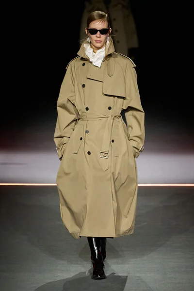 Look 34